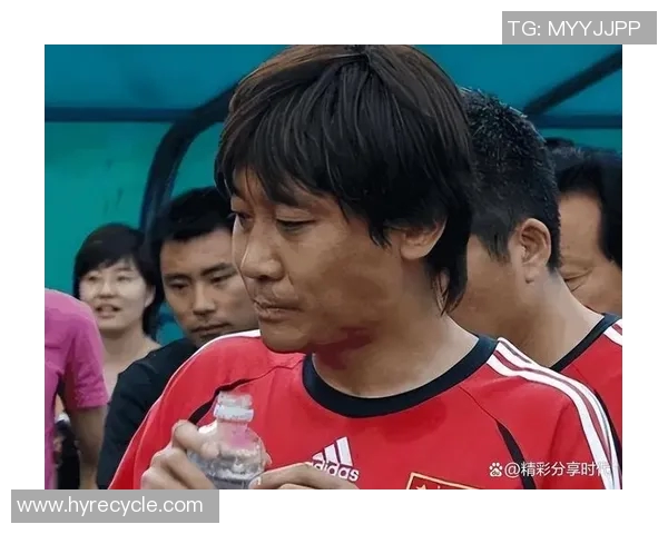 那英高峰足球明星的真实身份揭晓背后的故事与传奇